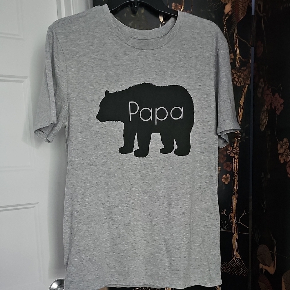 City Streets Gray 'Papa Bear' Short Sleeve Tee